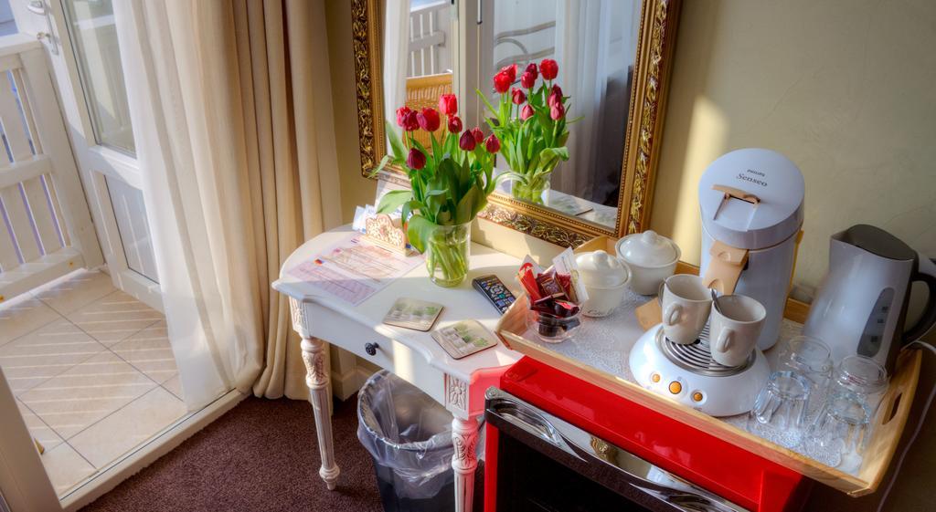 זנדוורט Pension & Spa De Watertoren מראה חיצוני תמונה