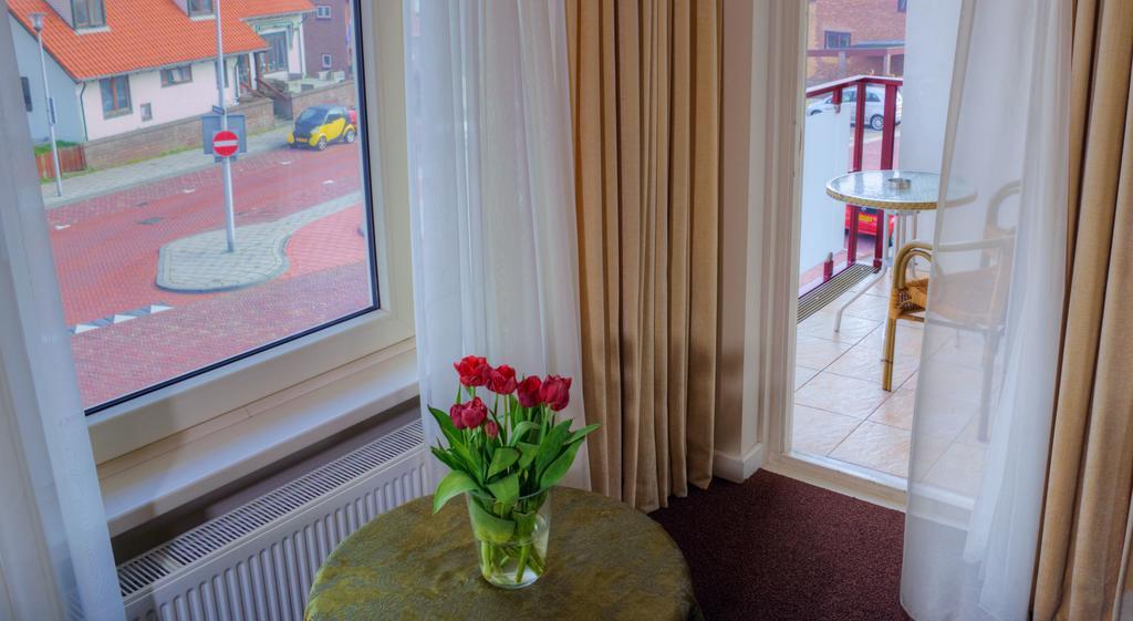 זנדוורט Pension & Spa De Watertoren מראה חיצוני תמונה